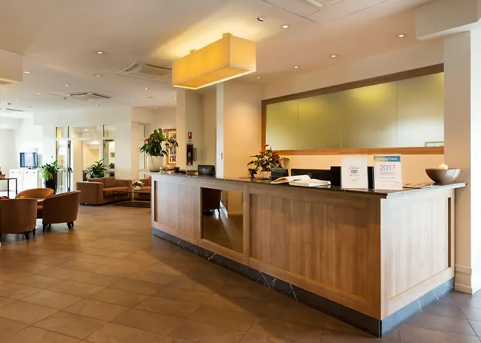 Leonardo Di Garda - Wellness And מלון 4*