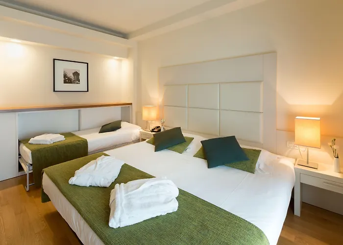 Leonardo Di Garda - Wellness And 4* לאזיסה