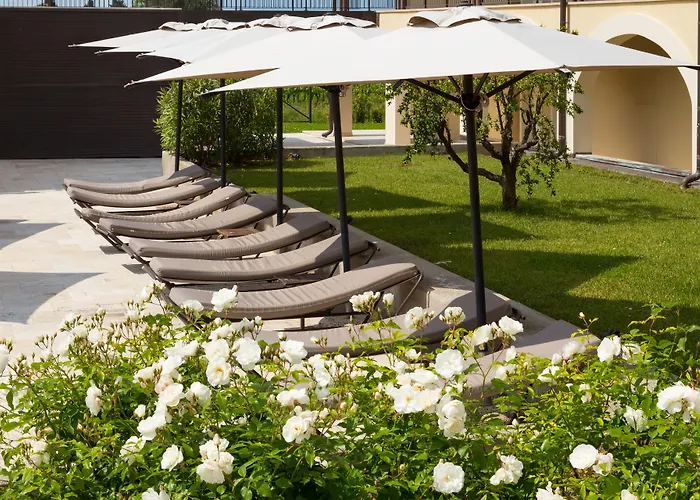 Leonardo Di Garda - Wellness And 4*