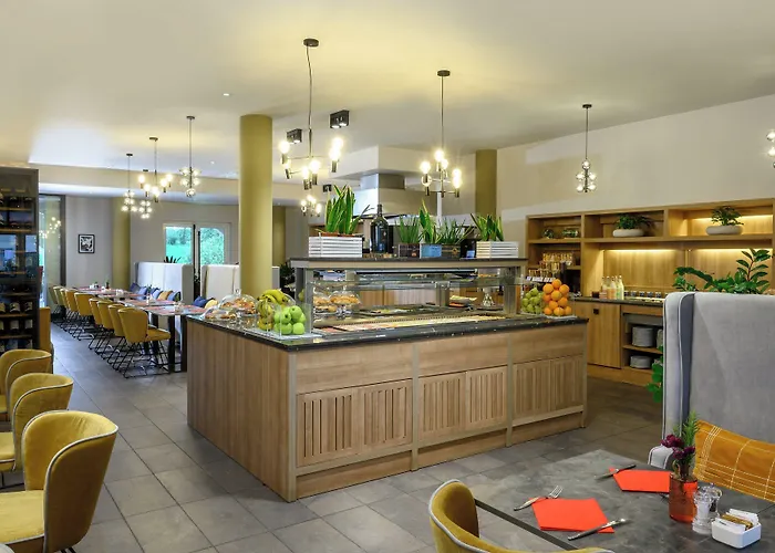 Leonardo Di Garda - Wellness And Hotel 4*