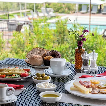 Leonardo Di Garda - Wellness And 4*