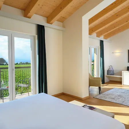 Leonardo Di Garda - Wellness And 4*