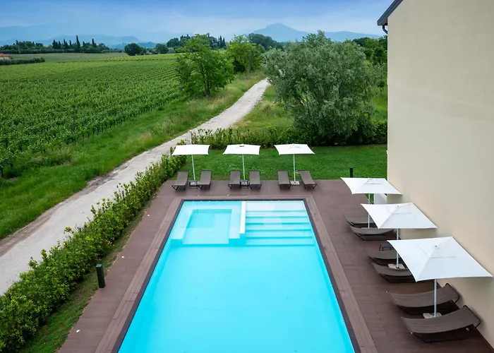 Leonardo Di Garda - Wellness And فندق 4*