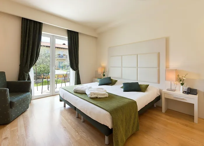 Leonardo Di Garda - Wellness And 4*