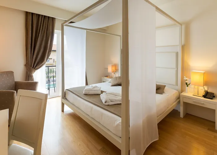 Leonardo Di Garda - Wellness And لاتيزي