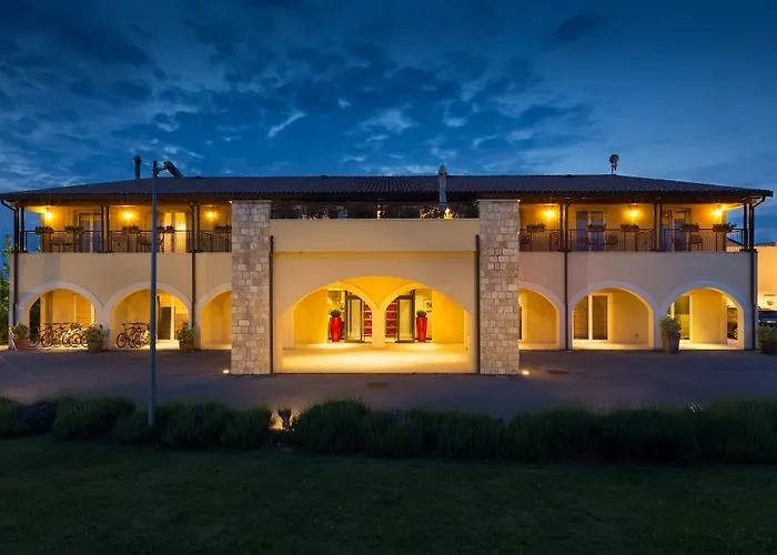 Leonardo Di Garda - Wellness And فندق 4*