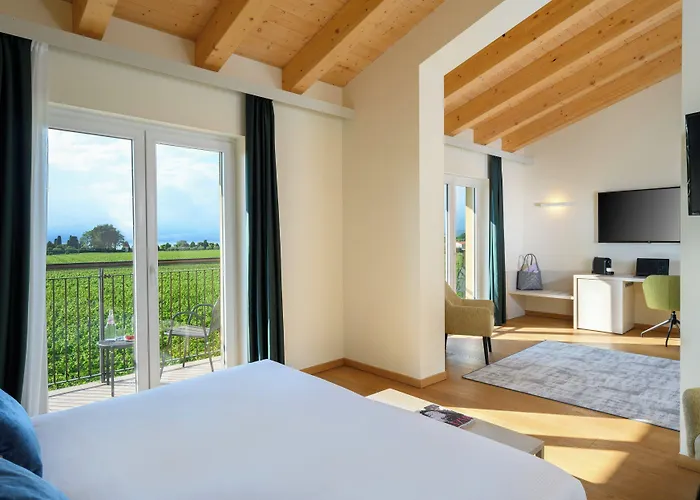 Leonardo Di Garda - Wellness And 4*