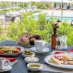Leonardo Di Garda - Wellness And 4*