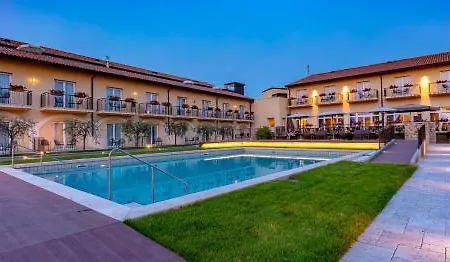 מלון Leonardo Di Garda - Wellness And 4*