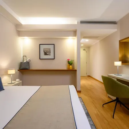 Leonardo Di Garda - Wellness And 4* לאזיסה