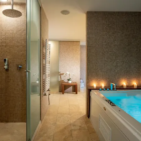 Leonardo Di Garda - Wellness And 4* לאזיסה