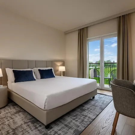 Leonardo Di Garda - Wellness And 4* לאזיסה