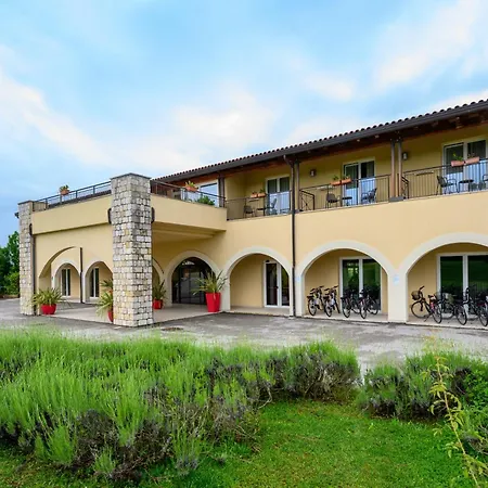 מלון Leonardo Di Garda - Wellness And 4*