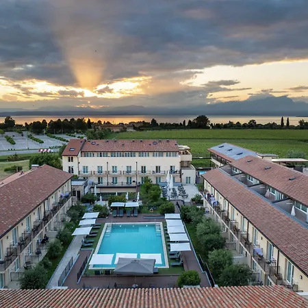 Leonardo Di Garda - Wellness And Hotel 4*