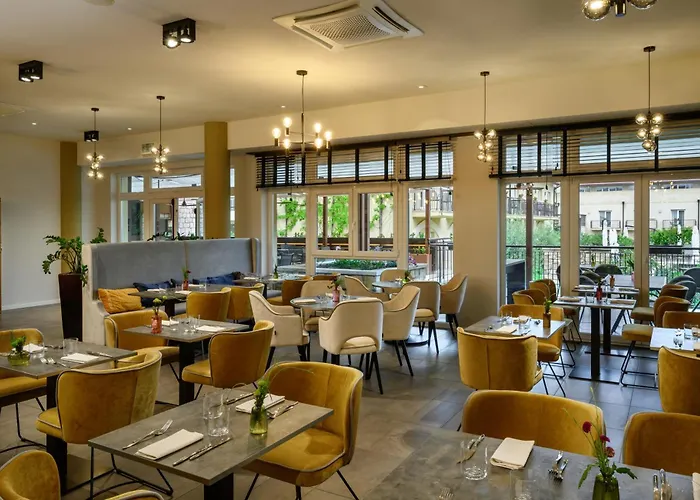 Hotel Leonardo Di Garda - Wellness And Lazise