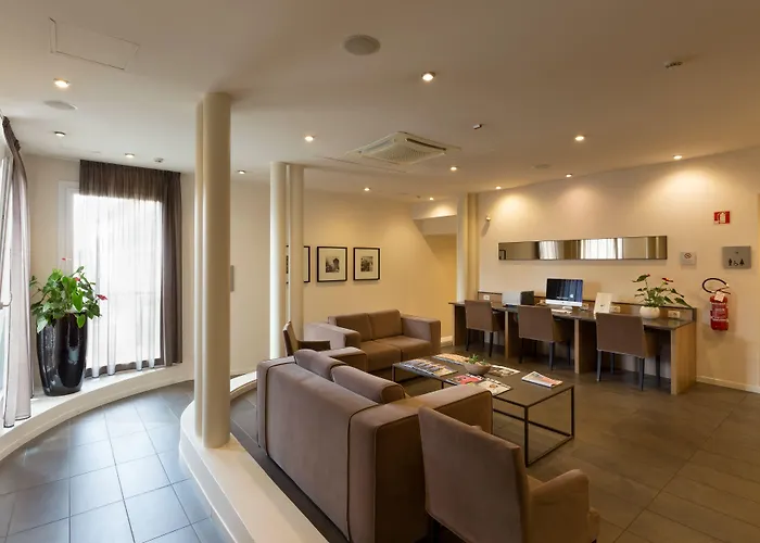 Leonardo Di Garda - Wellness And Hotel Lazise