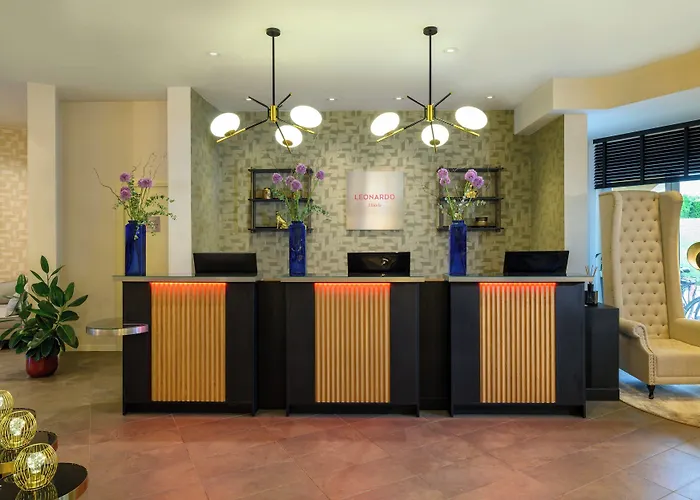 Leonardo Di Garda - Wellness And Hotel